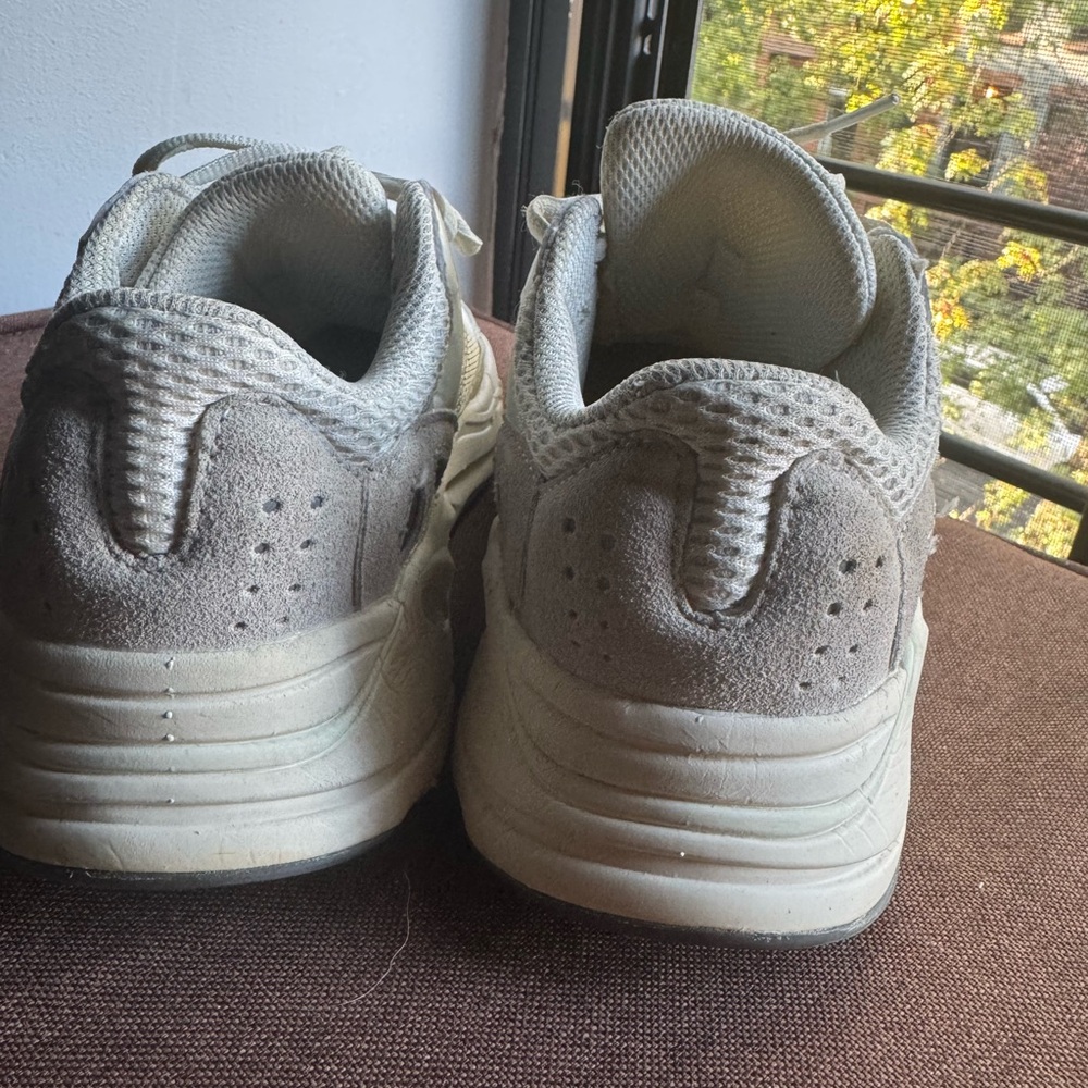 ADIDAS - Picture 6 of 13